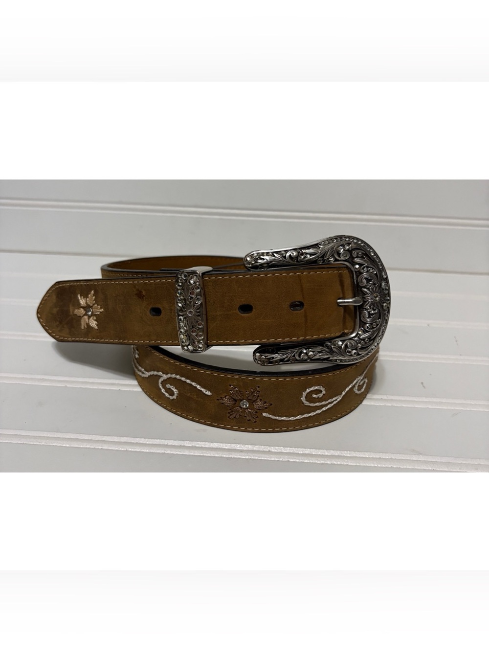 NOCONA Floral Embroidered Leather Belt N3447044 Size Large Removable Buckle